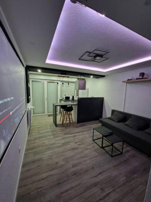 Logement Atypique & Parking Gratuit 杰克斯 外观 照片